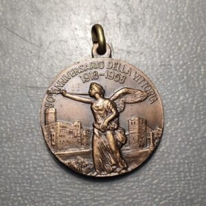 ITALIA MEDALLA 1968 ASOCIACION MUTILADOS INVALIDOS 50 AÑOS VICTORIA I GUERRA MUN