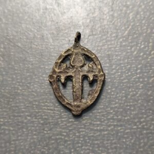 MEDALLA RELIGIOSA SIGLO XIX CRUZ DE SANTIAGO MEDALLA CALADA BRONCE