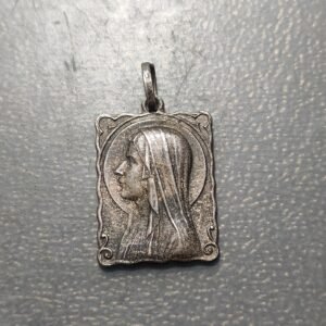 MEDALLA RELIGIOSA LOURDES FRANCIA N S DE LOURDES SANTUARIO SANTA BERNARDETTE