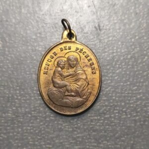 MEDALLA RELIGIOSA FRANCIA VIRGEN CON NIÑO REFUGIO DE PESCADORES SAGRADO CORAZON