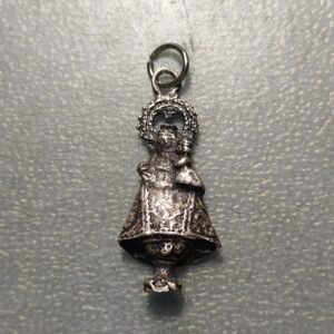 MEDALLA RELIGIOSA VIRGEN DE COVADONGA COLGANTE METAL BLANCO