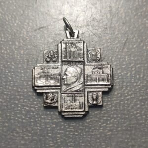 MEDALLA RELIGIOSA ROMA 1975 PABLO VI IGLESIAS ROMA JUBILEO METAL BLANCO ALEACION