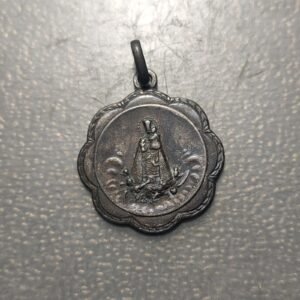MEDALLA RELIGIOSA SIGLO XIX VIRGEN DE LOS DESAMPARADOS PLATA